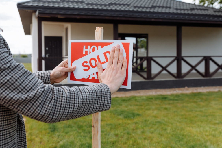 Renovations Tips for Property Owners to Reel in Buyers Instantly